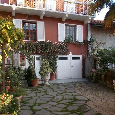 Il Granello Di Senape B&B Palazzo Canavese Luaran gambar